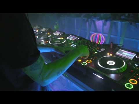 BUSY P - BLOGHOUSE POPPIN THE GLOCK @ HOLY SHIP 8.0 - 1.8.2017