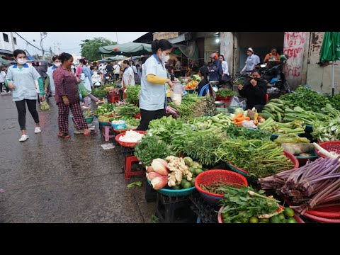 Evening Sam Hannh Street Market - Many Fresh Vegetable, Rural Fish, Seafood & More Food Selling Here