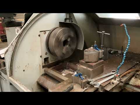 XYZ SLX555-3 3 PHASE LATHE C/W TOOLING - Image 2