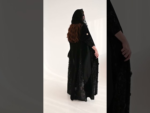 عباية ملكي كلوش بدنتيل ورود