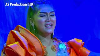 Download lagu DALANE GUSTI DESY PARASWATI NYANYI SAMBIL NANGIS NEW ERLANGGA mp3