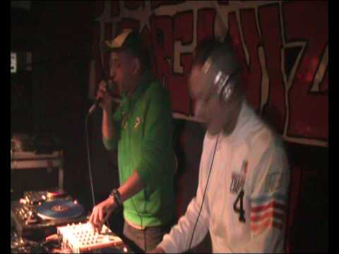 Jah Sound Jugglin Longside Mado'Che Crew @Askatasuna Turin