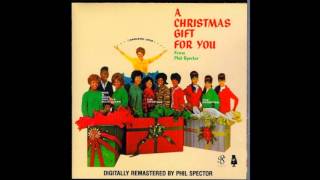 #3 I Saw Mommy Kissing Santa Claus    THE RONETTES