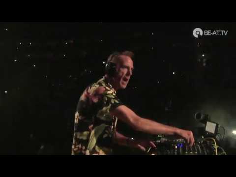Fatboy Slim - Where U Iz (Chocolate Puma Remix) (O2 Arena London) [Live]