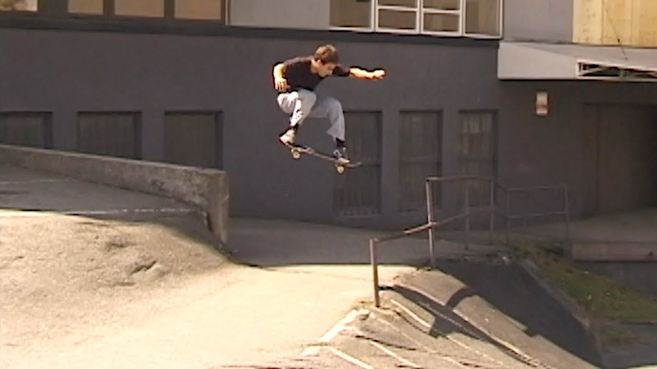 Notis Aggelis: Museum Of Love (Video Part)