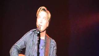 Michael W Smith &amp; Amy Grant- I&#39;ll Wait for   (live 10-29-11 Chattanooga, TN)