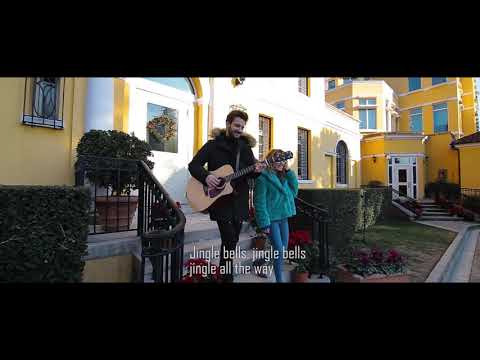 Lind Islami & Venera Lumani - Jingle Bells Video