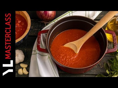 Πως να Φτιάξουμε Σάλτσα Ντομάτας | Yiannis Lucacos