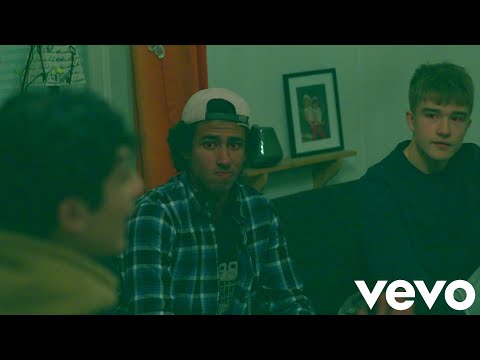 RØYKER KEEF. (offisiell video)