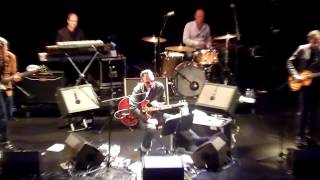 hotel room  RICHARD HAWLEY Paris bouffes du nord 06.06.12