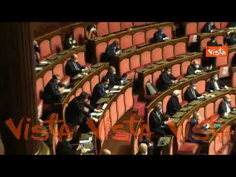 Scontro Lega-M5S al Senato, Perilli attacca Salvini: "Monumento all'incoerenza"