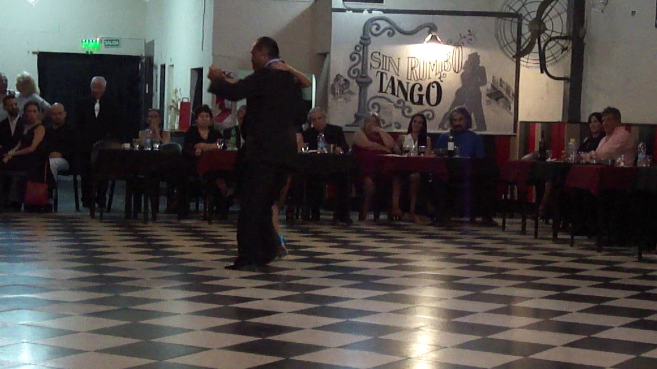 Sin Rumbo, Omar Cacerez y Vidala Barboza 2/3