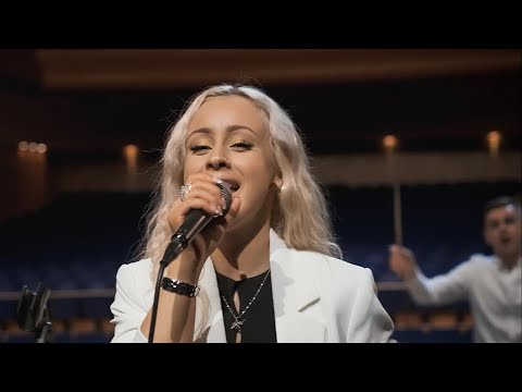 Merilin Mälk - Tõuseb tuul, Edasi-tagasi & Miljon sammu - popurrii