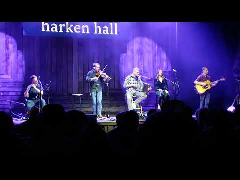 Téada - Greta's Favourite / Grist for the Mill / Ril Johnny Phádraig Pheter