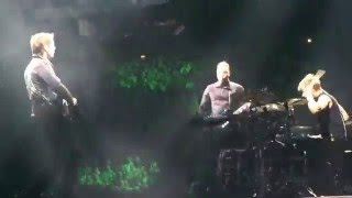 MUSE - Who Knows Who Riff - Live London O2 Arena 15.04.16