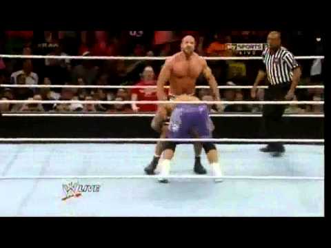 Antonio Cesaro uppercut to Jey Uso Raw 17 03 14