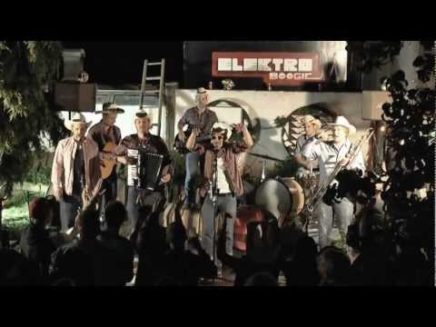 Mezcal (Los Pistoleros Güeros)