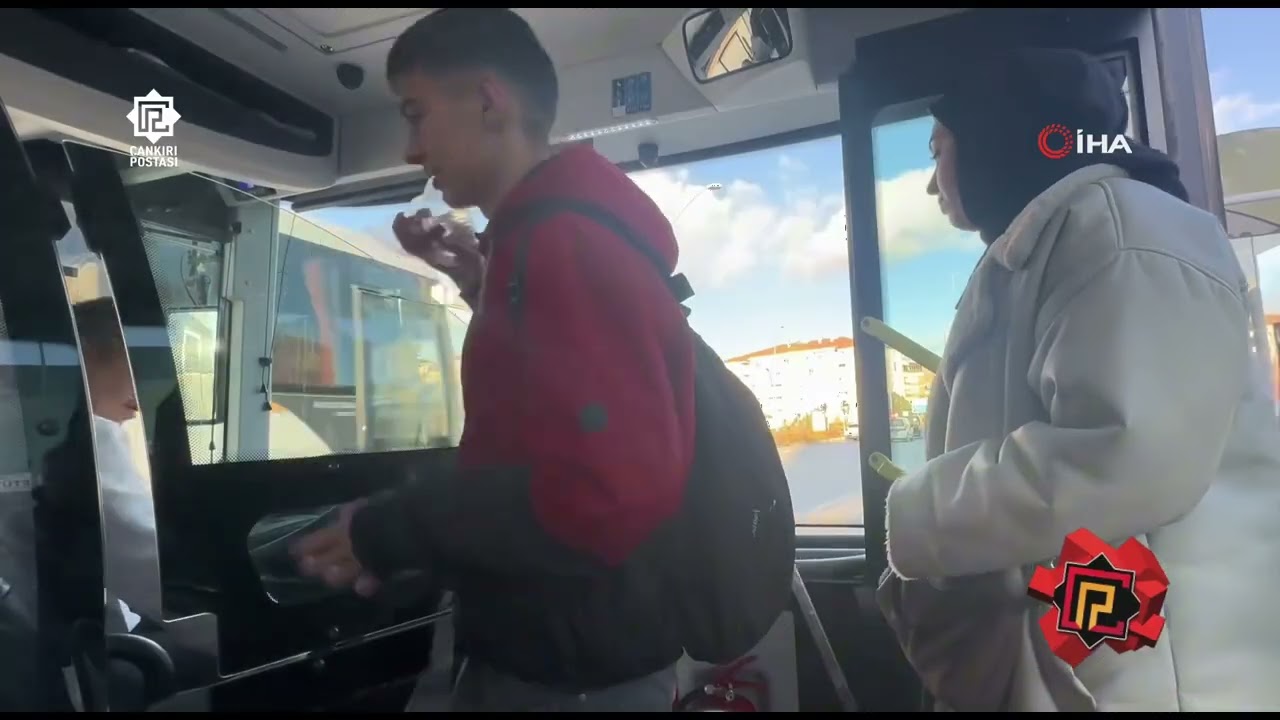 Çankırı’da İftara Yetişemeyen Yolculara Otobüs Şoföründen Sürpriz İkram