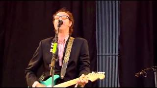 Till The End Of The Day - Ray Davies - Glastonbury 2010 HD