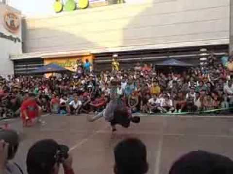 B-Boy Morrison VS B-Boy Lil G , DBI PERU 2013