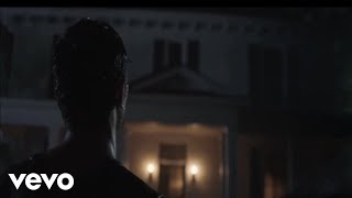 Alex Roe - Smokin&#39; And Cryin&#39; feat. Eterno (Official Video)