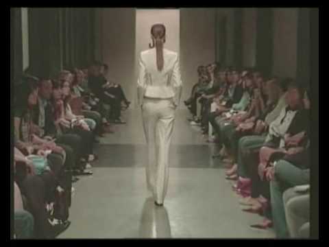 Cibeles Madrid Fashion Week pri ver 2010: Jesús del Pozo