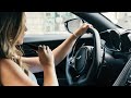 WO STREE HAI KUCH BHI KAR SAKTI HAI DRIVING CAR