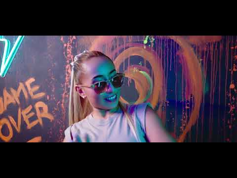 Mike Goldman - Ilegal (Oficial Vídeo)