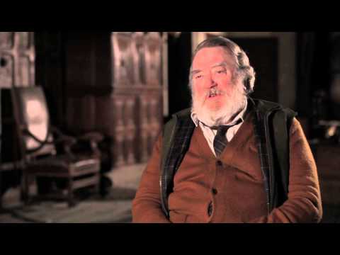 Thumbnail of the video: Albert Finney