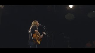 Lissie - &#39;Dont You Give Up On Me&#39; | The Bridge 909 in Studio
