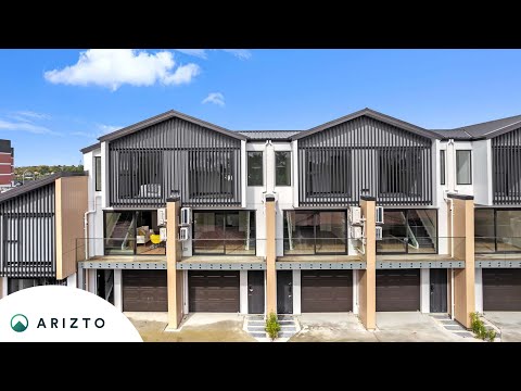 7/1 Water Place, New Lynn - Arizto