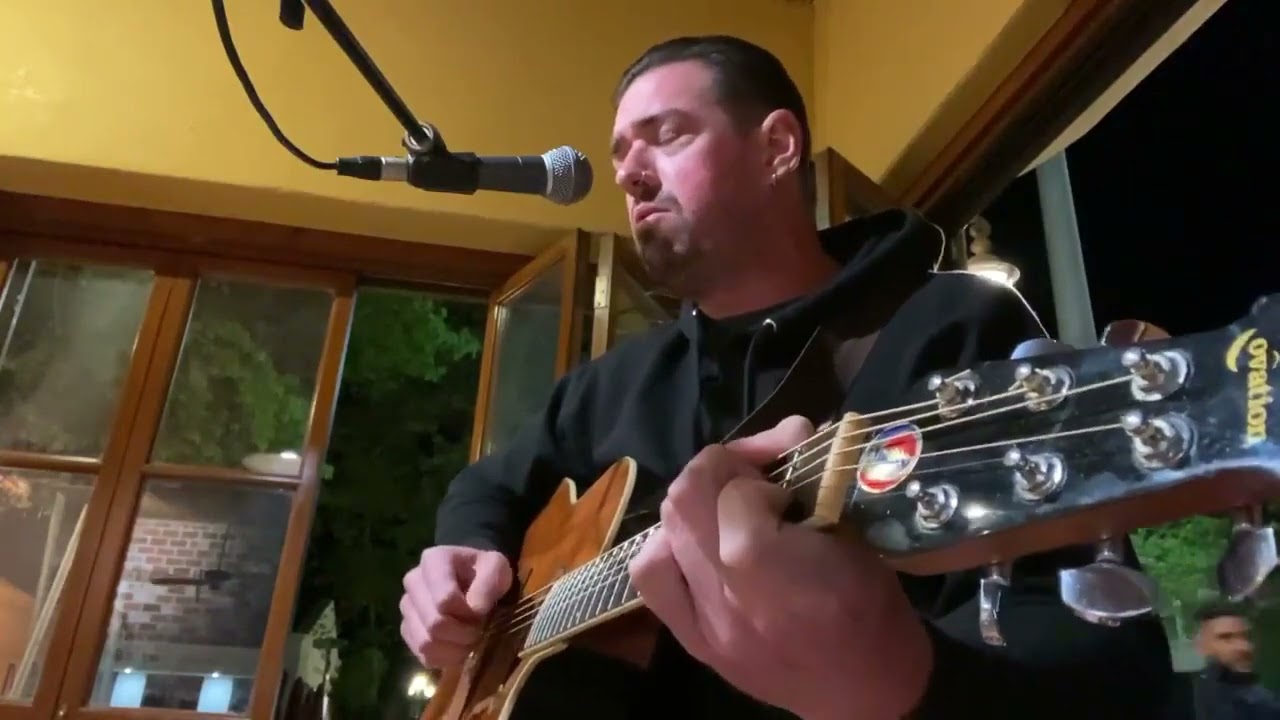 Promotional video thumbnail 4 for Brandon Eardley Music