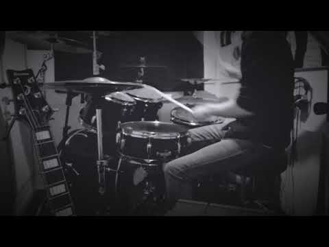 Joni Mitchell - River [WITH DRUMS]