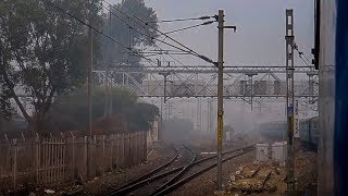 preview picture of video 'Mighty TN departing Jhansi Jn.'