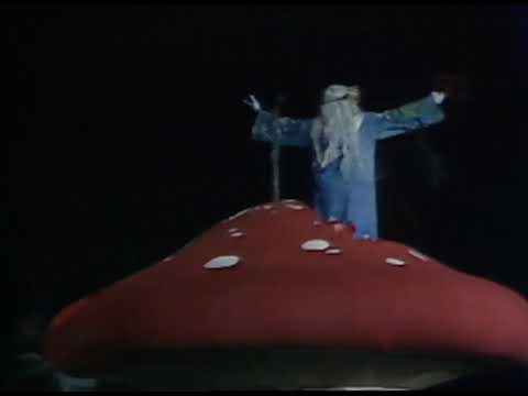 Grateful Dead - Bill Graham Entrance - 12/31/1982 - Oakland Auditorium