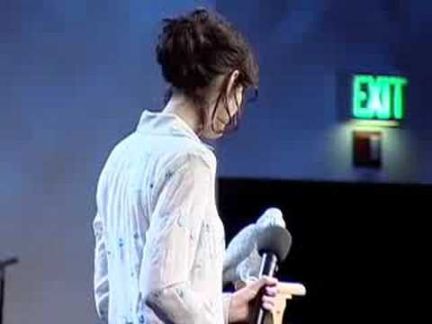 TED】オウムのアインシュタイン。おしゃべりとスクワット