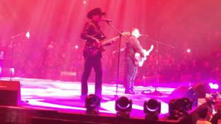 Lleno De Nada - Duelo En La Arena Monterrey (XV ANIVERSARIO)