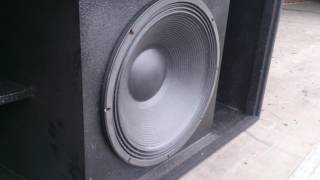 Video thumbnail for TH18 powered by B&C 18 inch 700 wat AES by bartosz grzechowiak