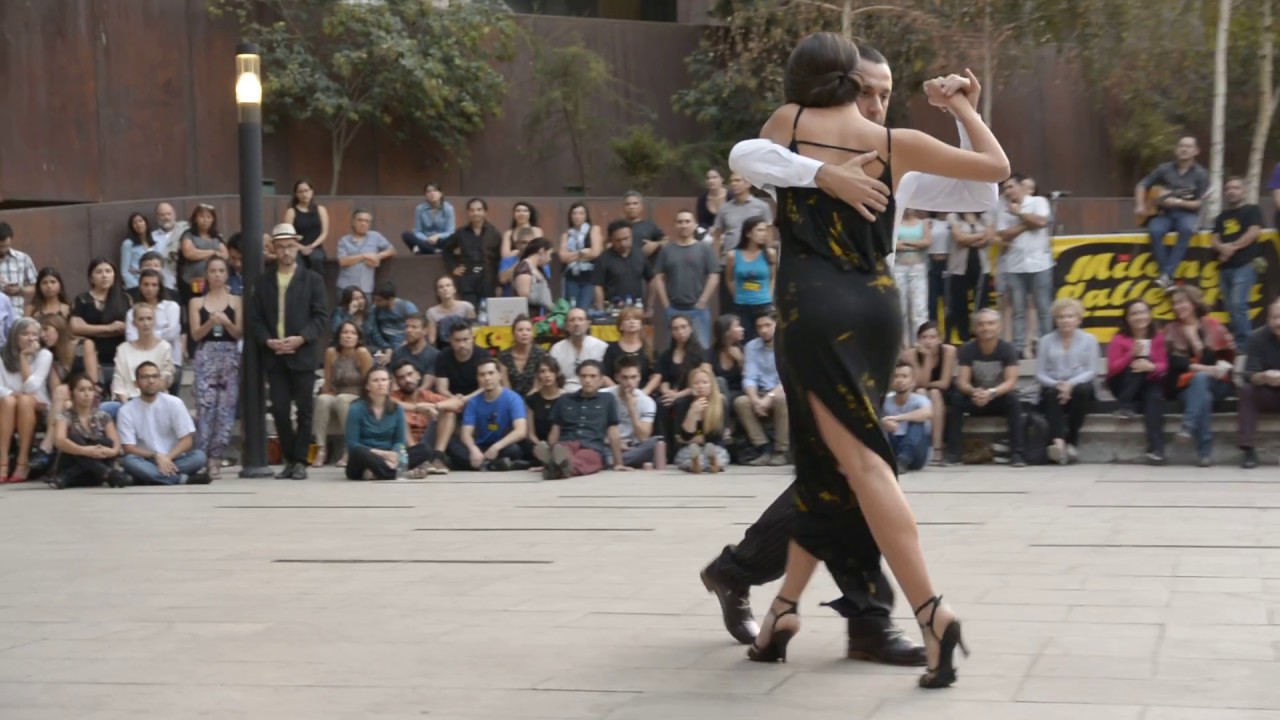 Pipe & Francisca "Milagro" (Canaro - Maida) /Milonga Callejera en Gam