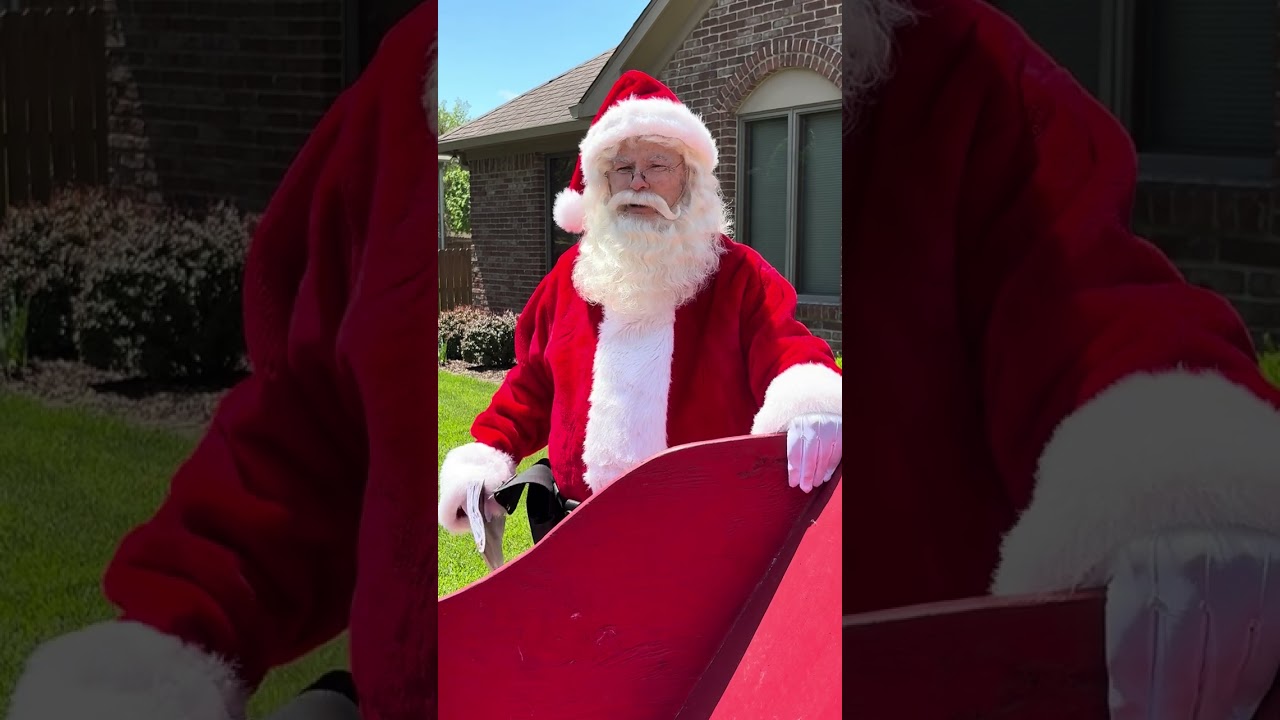Promotional video thumbnail 1 for Avon Santa Gary