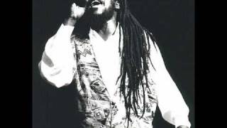 Dennis Brown - Queen Majesty