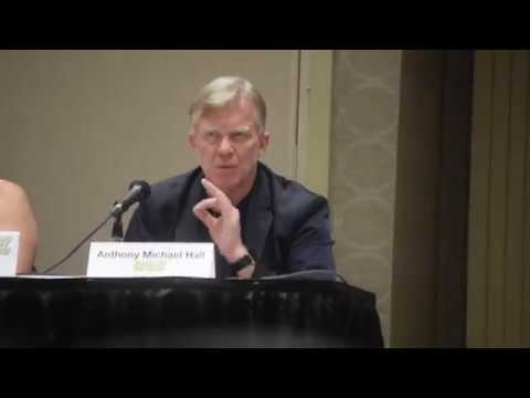 Anthony Michael Hall talks about his time on The Dark Knight