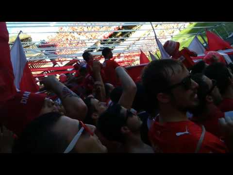 "Independiente 4 - 1 rasin  (recibimiento desde la norte)" Barra: La Barra del Rojo • Club: Independiente