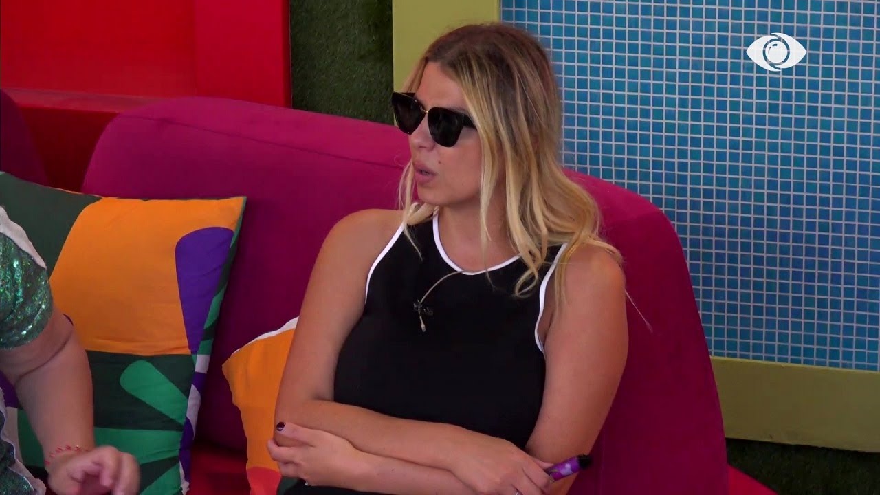 “Më e mirë se ty jam…”/ Rikja debaton me Eglën: Nuk të konsideroj