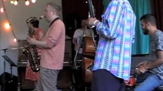 Jag gör så att Blommorna blommar w. Lina Nyberg