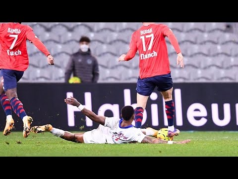Kimpembe's heroic tackle vs Lille