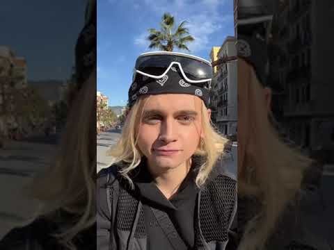 YouTube Thumbnail