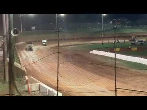 Mitch Gowland, heat race win archerfield speedway, season 18-19
