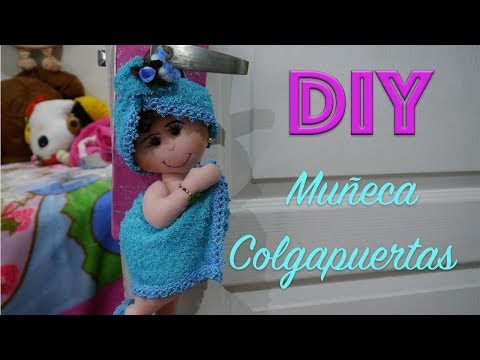 DIY Muñeca colgapuerta para el baño