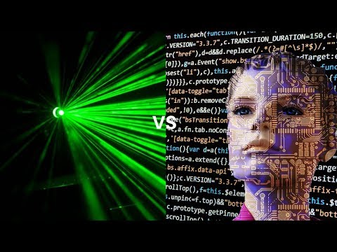 Leela interpreta un olandese di Leningrado splendidamente fluente, il che lo rende piacevolmente ...